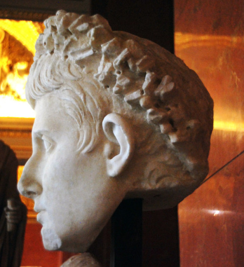 myglyptothek:Posthumous portrait of Augustus in corona civica. From Cerveteri. 41-54 AD. Marble. Mus
