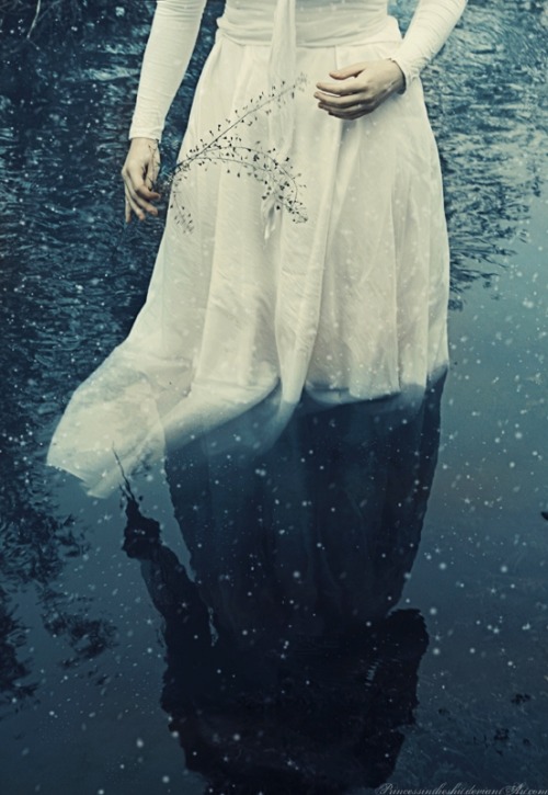 lostrealist:Abandoned Bride by ~PrincessInTheShit