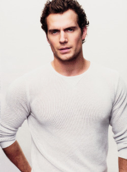 Henry Cavill   