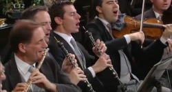 tchaikovskify:  that moment when the orchestra