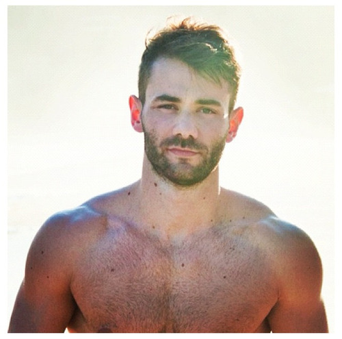 mancrushoftheday:  cuteears:  Unknown cutie  The Man Crush Blog / Facebook / Twitter 