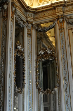 a-l-ancien-regime:  The Royal Palace of Caserta :