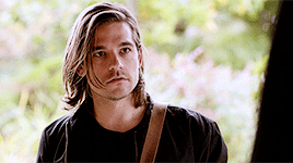 yourtinseltinkerbell:ENDLESS LIST OF ALL MY FAVORITE CHARACTERS: QUENTIN COLDWATERI was sixteen the 