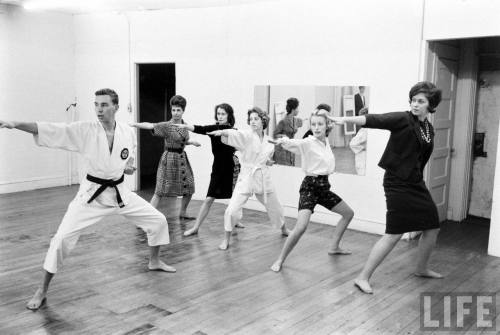 electronicsquid: Self defense classes in Boston (Arthur Rickerby. 1963) Self defense techniques for 