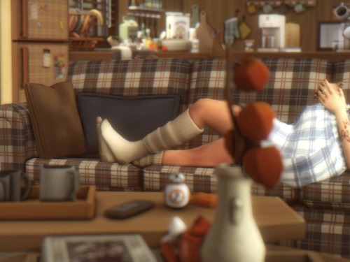 whispyfigs - sims & ghibli enthusiast.