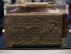 thesilicontribesman:  Anglo-Saxon Franks Casket, made from whale bone and depicting various religious and pagan images, Northumbria, around 7 CE, British Museum, 2.8.17.