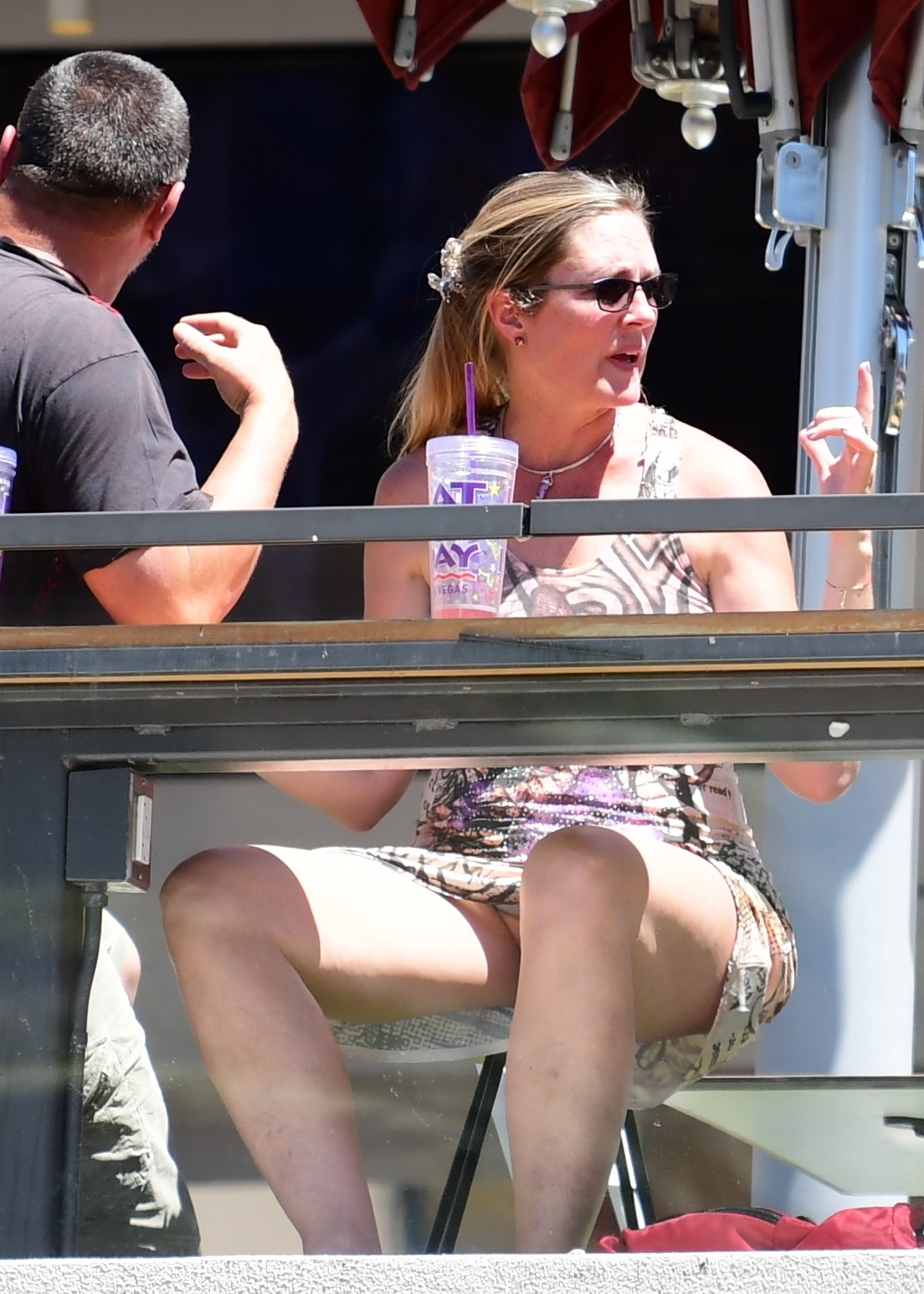 When I went around the 1 girls legs were still sticking together but this girls legs
