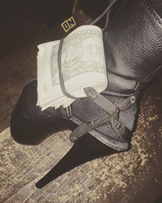 stripper-locker-room:  https://www.instagram.com/theparhelion/
