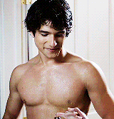 sorrygirlsisuckcock:  http://sorrygirlsisuckcock.tumblr.com/