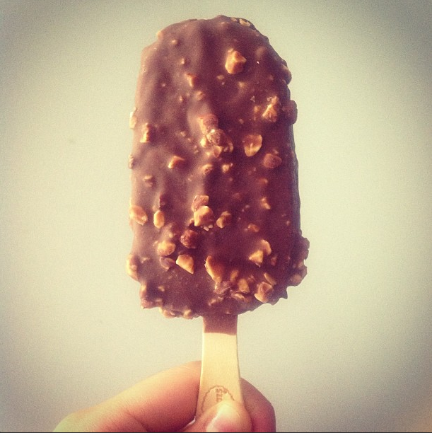roseila:  a-rosy-dream:  ❀ active rosy/bubblegum blog ❀   rosy x