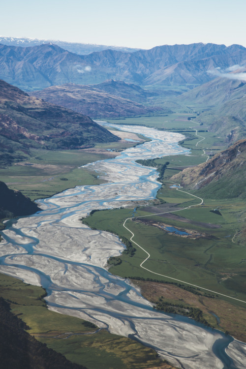 Braided channels of the Makarora River in the Otago region of the South Island of New Zealand.Pictur