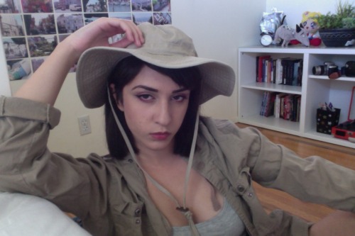 yokto:  carbon2:  six selfies???  she’s an angel