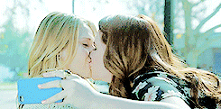 lovel-ylesbian:  ♡ 