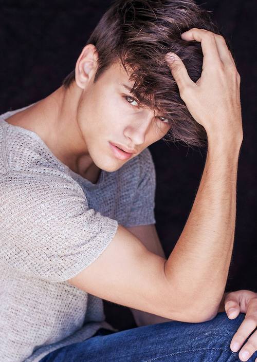 diggin-that-dude:  Sergio Carvajal  