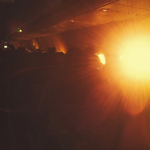 شروق شمس في الطائرة، صباح من نوع آخر ❤️
