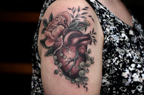 Overgrown heart by Alice Kendall <3