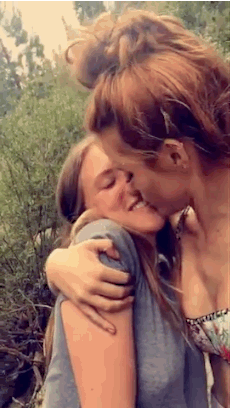 nudeandnaughtycelebs:  Bella Thorne and Bella Pendergast kissing on Snapchat