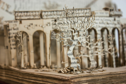 mayahan:  Artist Thomas Wightman Pays Tribute to Scotland and Harry Potter with Intricate Movab