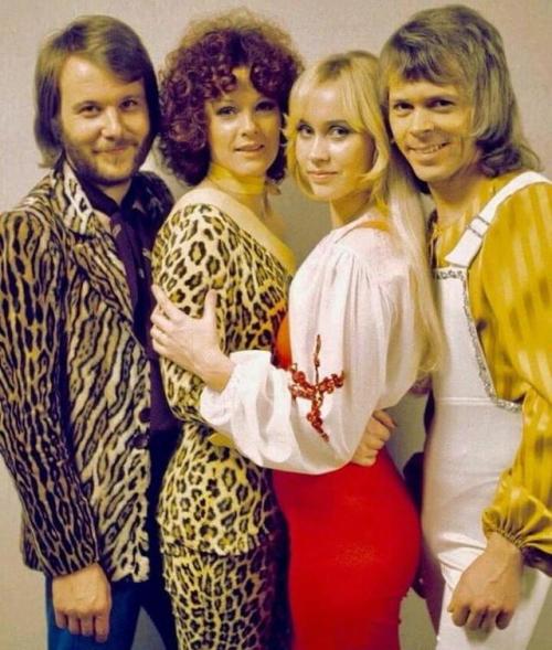 Sorry for being so absent lately!  There hasn’t been much going on in the ABBA world lately (updates