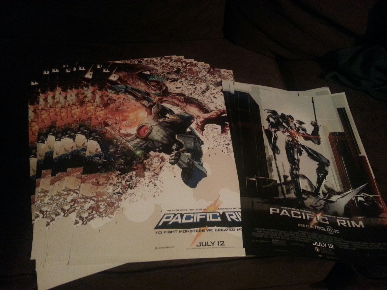hunjeok:  I got a couple of posters   I forgot to check for these at the theater