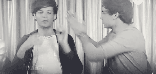 Happy Birthday Louis!!!! Love You LouBear! ;-* 