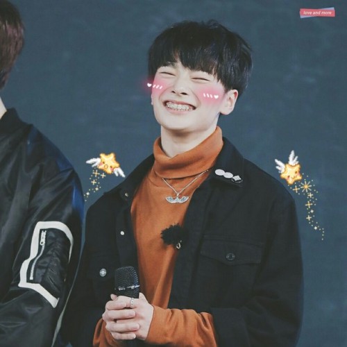 yang jeongin ๑♡՞↳ like if saving © love and more