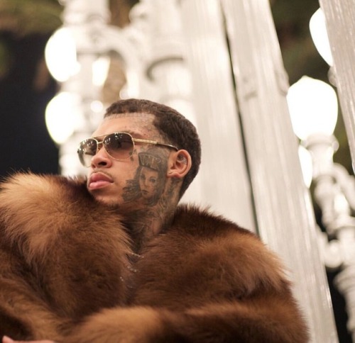 itscelebrixxxtiez:  Ink monster  Peep more naked celebrities at http://itscelebrixxxtiez.com