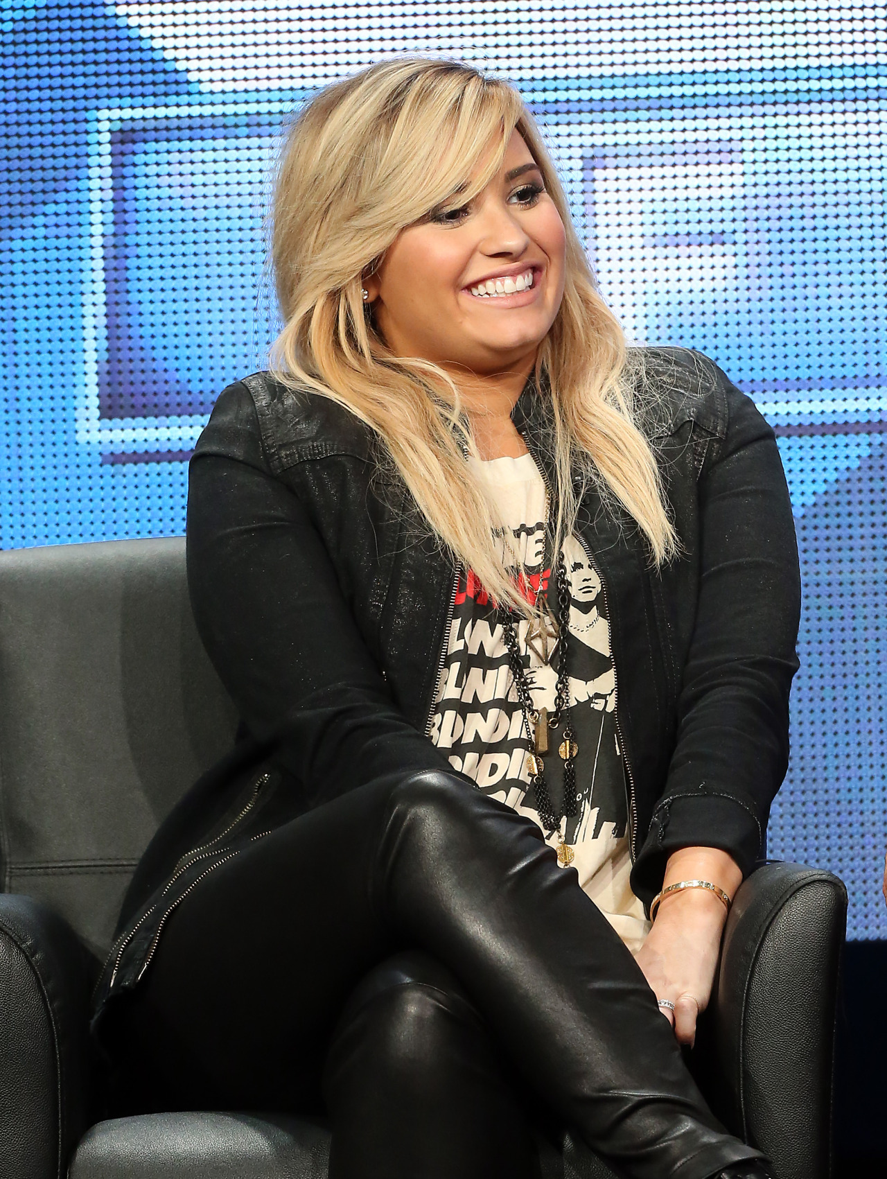 dlovato-news:  Demi at 2013 Television Critics Association HQ 