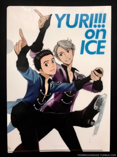 yoimerchandise: YOI x Avex Pictures AnimeJapan 2018 Exhibition Set Original Release Date:March 24th, 2018 Featured Characters (2 Total):Viktor, Yuuri Highlights:Reusing the May 2017 Anime Style 011 issue cover visual of Viktor & Yuuri’s exhibition