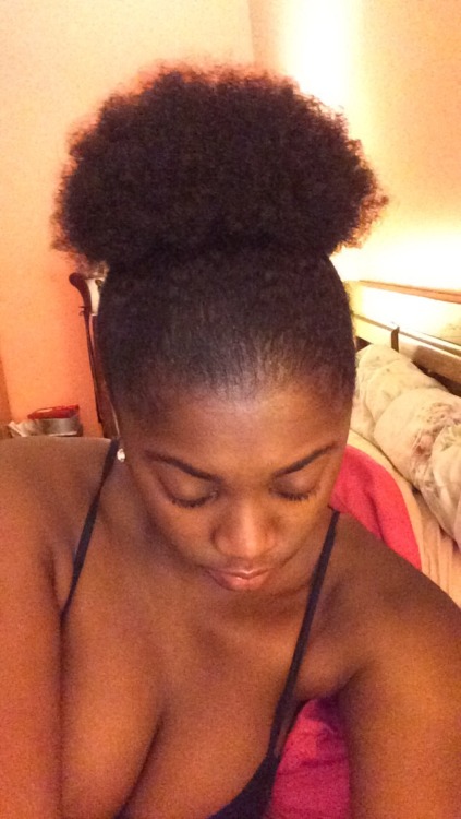 samanthajonesjunior:  This is all the same hair.  Black natural hair is magical.