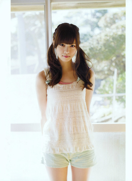 akb48wallpapers: Nanase Nishino