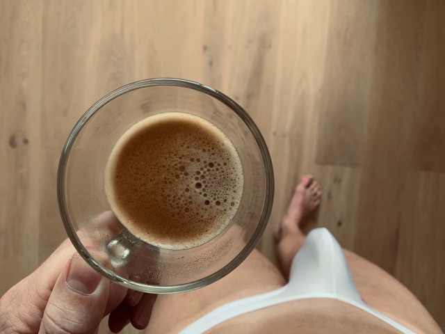 alex-nl:Morning coffee..