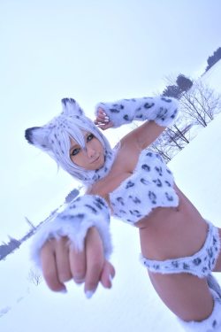 dirty-gamer-girls:  NSJ Snow Leopard  Dirty