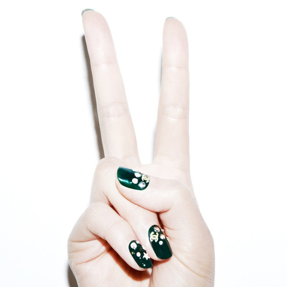 milkstudios:  MPnails  See how self taught nail artist Madeline Poole built, and