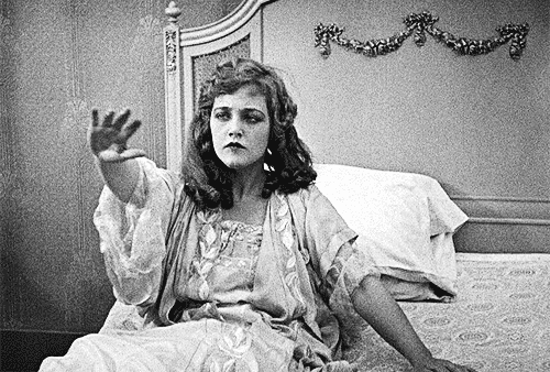 littlehorrorshop:  Mildred Davis sleepwalks in High and Dizzy, 1920 