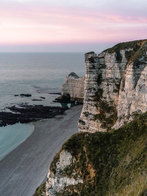 expressions-of-nature:Étretat, France by Matt Hardy