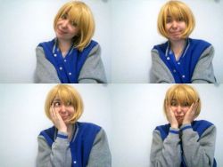 nicnevan:  Armin steals his boyfriend’s jacket and takes selfies /)3(\