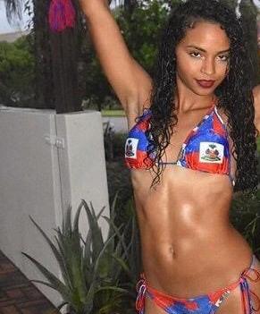 Khandi alexander bikini