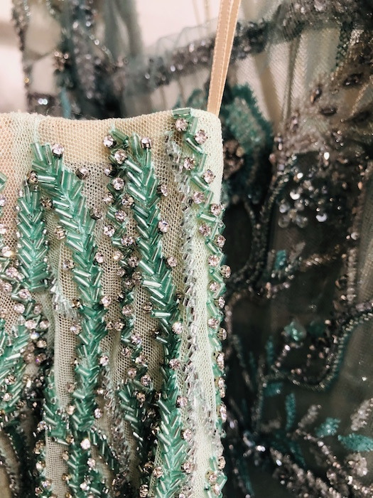 Some of the gorgeous details from Lebanese Designer Reem Acra’s beautiful collection. Oh @brigittesegura @fashiondailymag 