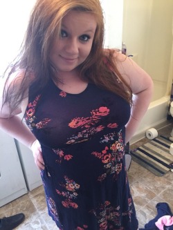 Young-Tiny-Bbw:  Just Laying Around In My Sunday’s Best.