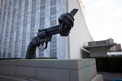 The twisted gun sculpture, at the United Nations