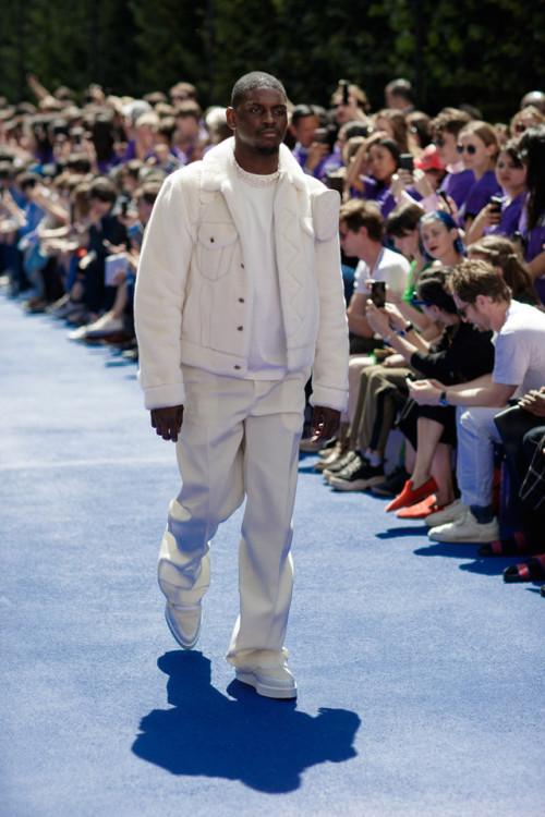 Paris Fashion Week: Louis Vuitton Menswear S/S 2019c/o Virgil Abloh “FEEL THE LOVE”