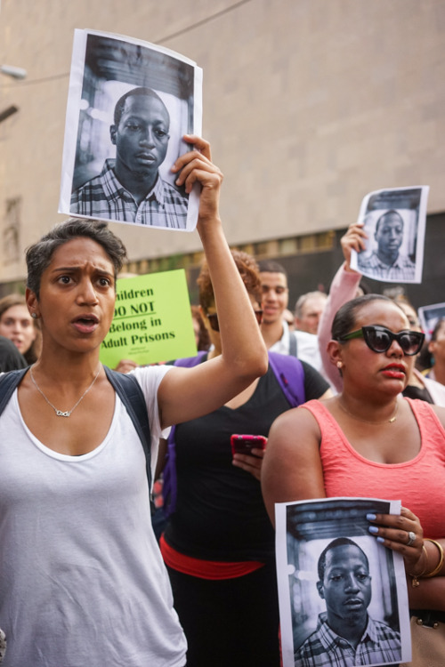 blackmanonthemoon: activistnyc:  Vigil for #KaliefBrowder, a young man who took his own life after years of reliving the trauma of spending three years in an adult prison beginning at the age of 16, for the crime of stealing a backpack in which he never