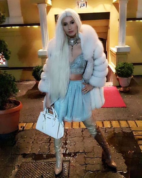 foxlover13: anabelaxoxoxo