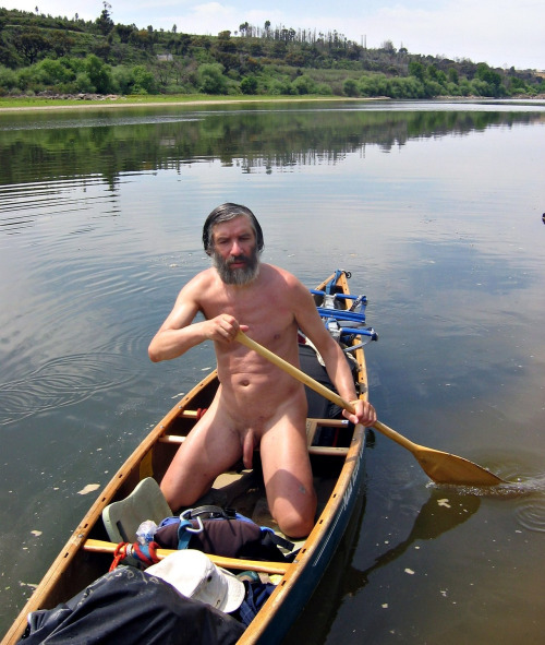 bysuar:  thehomenudist:  The weather has arrived, I have the canoes, now if I could