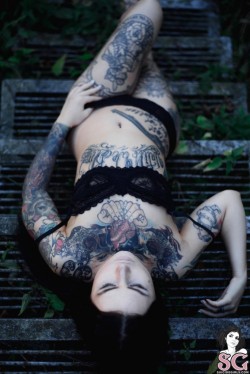 altmodelgirlcrush:  Chrisrayn Suicide@suicidegirls