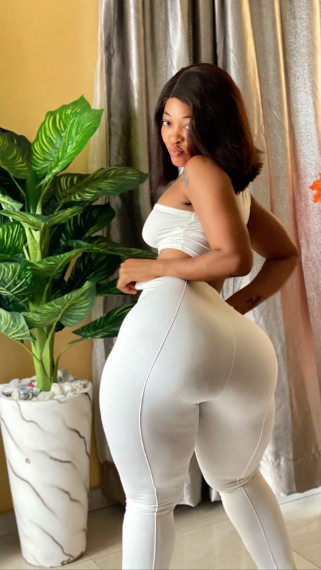 leelee760:rl3000:RACING CAR CURVES!!!!