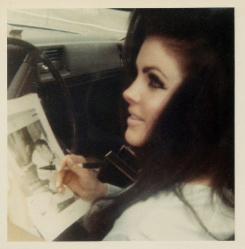 vampyr3wife:Priscilla Presley // Cars  porn pictures