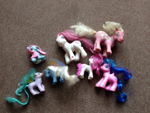 Went in town to do some thrifting. It took 3 stores but I finally found one that had some ponies! I 