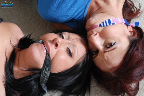 bondagehedgehog:  Crystal Frost and Jordana Leigh